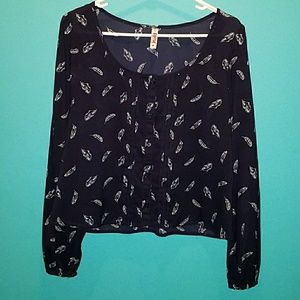 Mudd feather crop style top